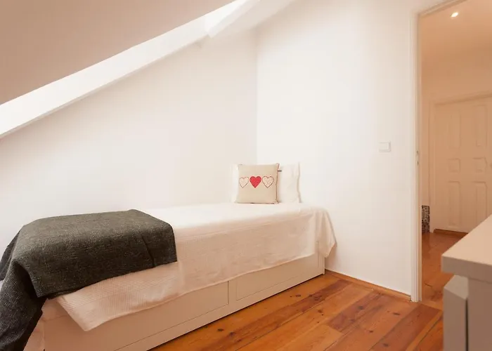 Flh Se Cozy Flat *